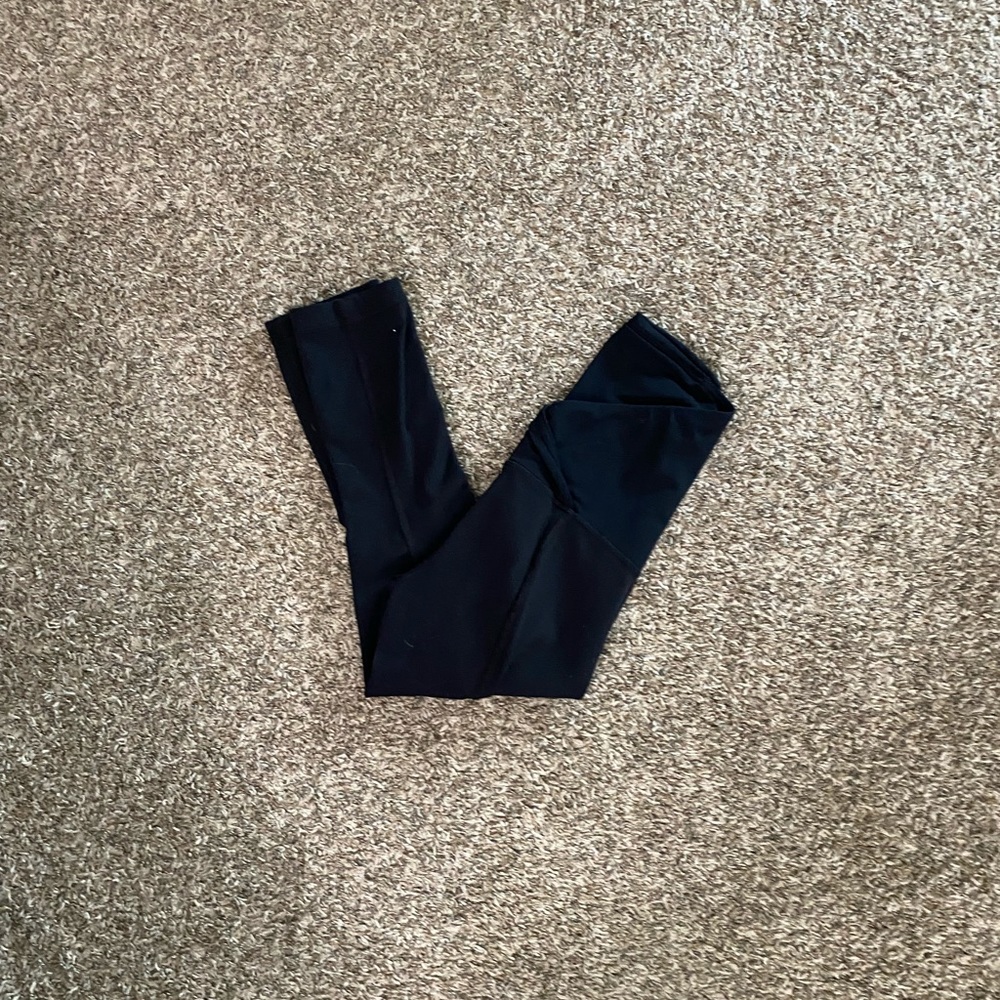 Ingrid & Isabel maternity Capri leggings, XS